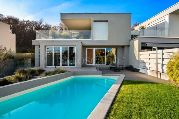 casa indipendente in vendita a Padenghe sul Garda