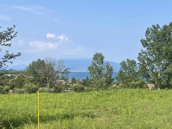 terreno edificabile in vendita a Padenghe sul Garda