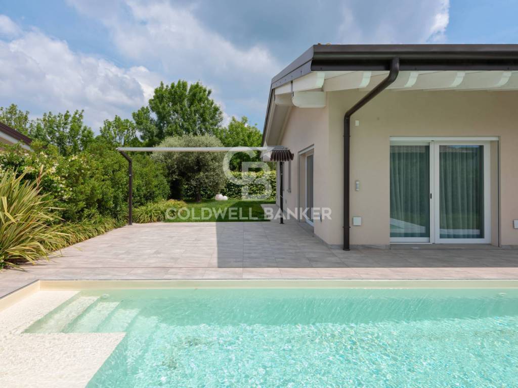 casa indipendente in vendita a Padenghe sul Garda