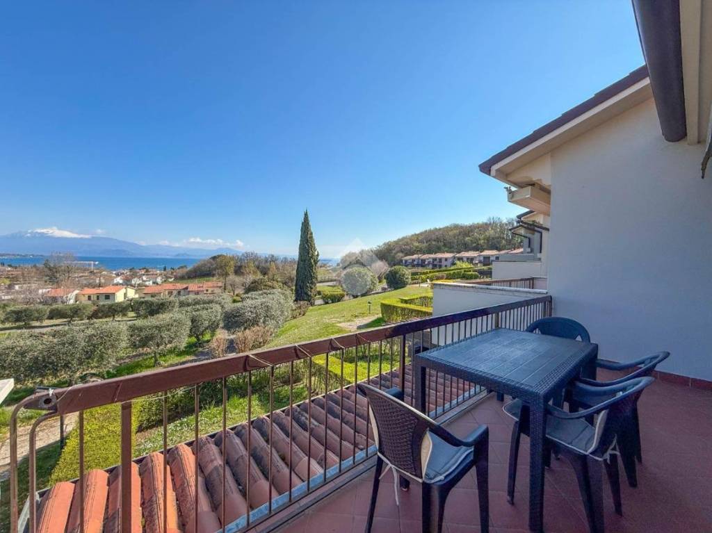 appartamento in vendita a Padenghe sul Garda