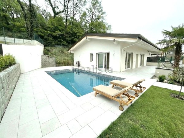 casa indipendente in vendita a Padenghe sul Garda