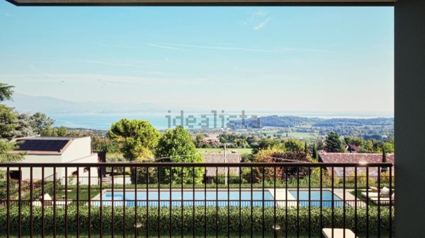 appartamento in vendita a Padenghe sul Garda