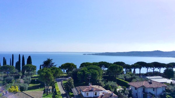 casa indipendente in vendita a Padenghe sul Garda