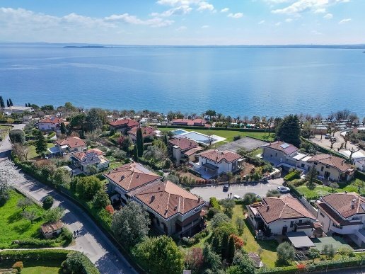 casa indipendente in vendita a Padenghe sul Garda