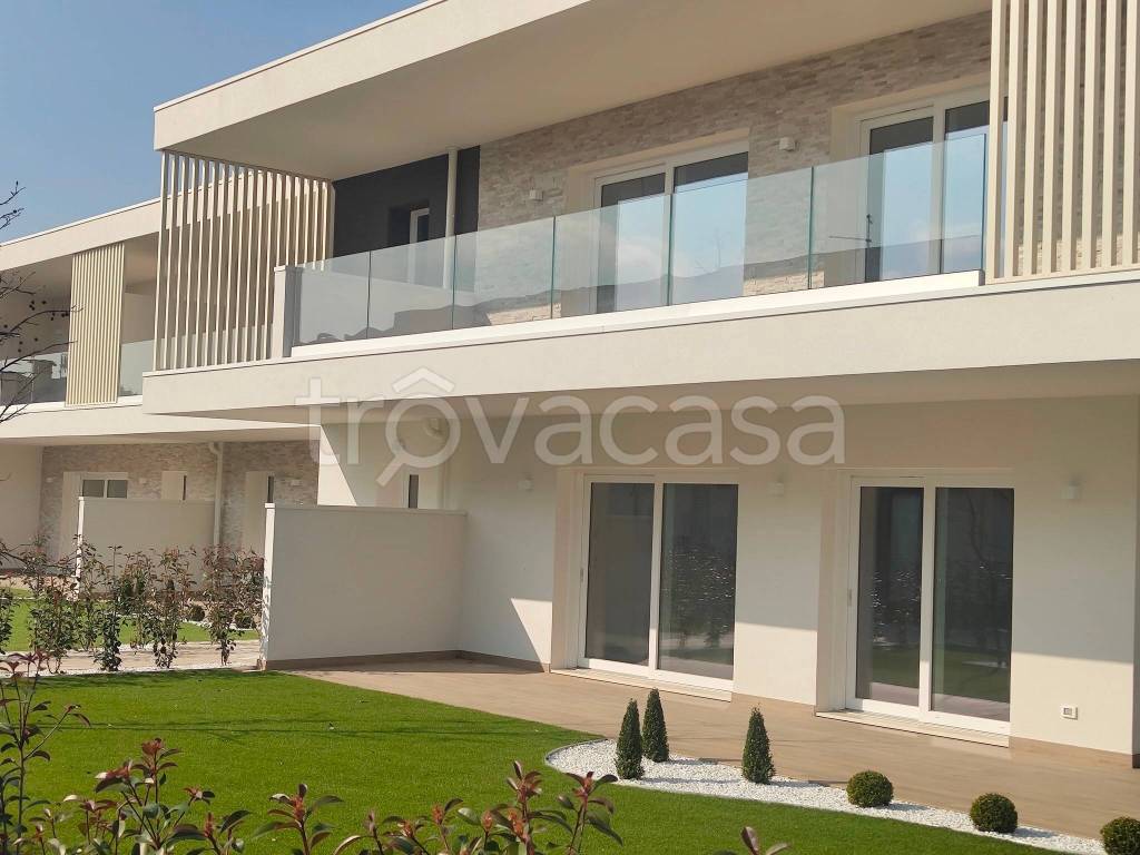 appartamento in vendita a Padenghe sul Garda