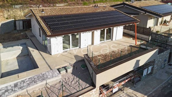 casa indipendente in vendita a Padenghe sul Garda