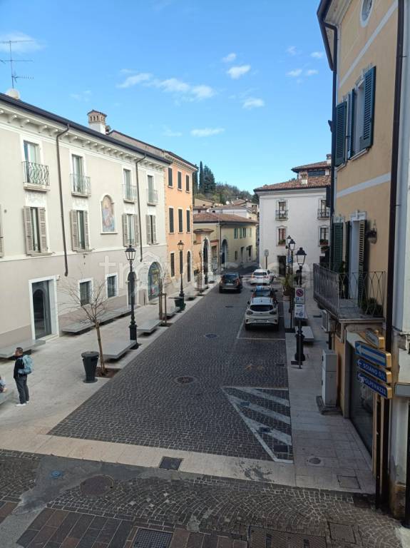 appartamento in vendita a Padenghe sul Garda