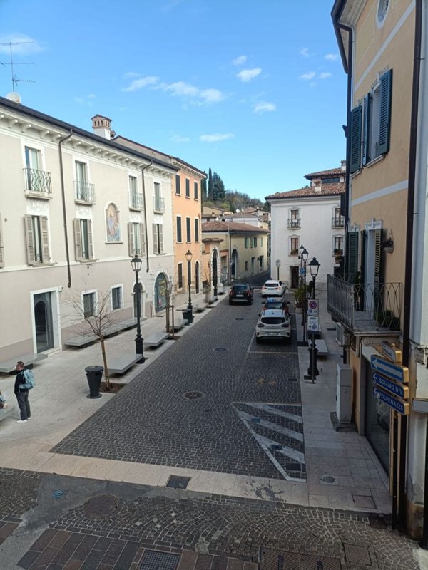 appartamento in vendita a Padenghe sul Garda