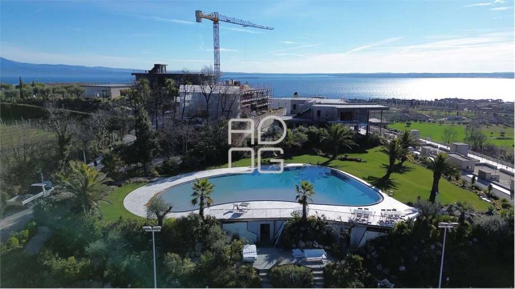 casa indipendente in vendita a Padenghe sul Garda