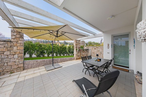 appartamento in vendita a Padenghe sul Garda