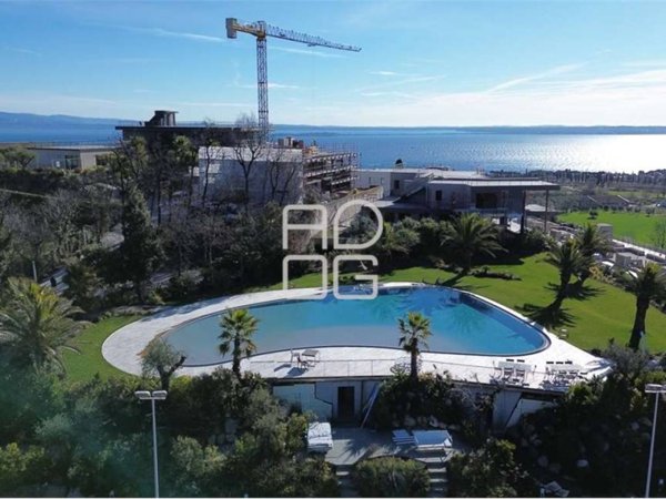 casa indipendente in vendita a Padenghe sul Garda