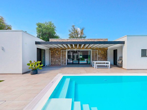 casa indipendente in vendita a Padenghe sul Garda
