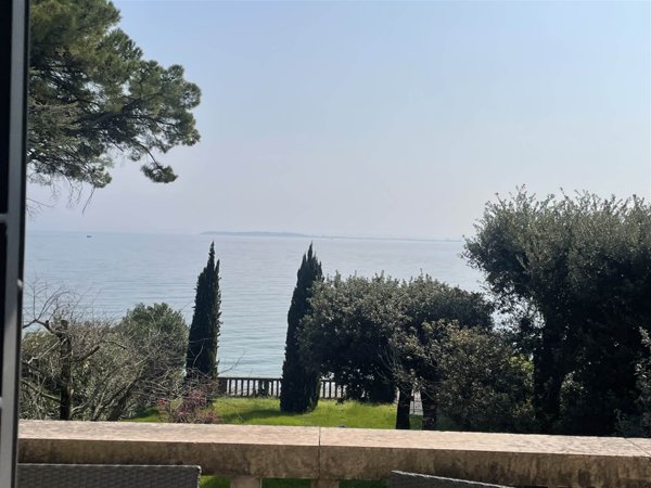 appartamento in vendita a Padenghe sul Garda