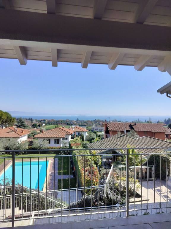 appartamento in vendita a Padenghe sul Garda