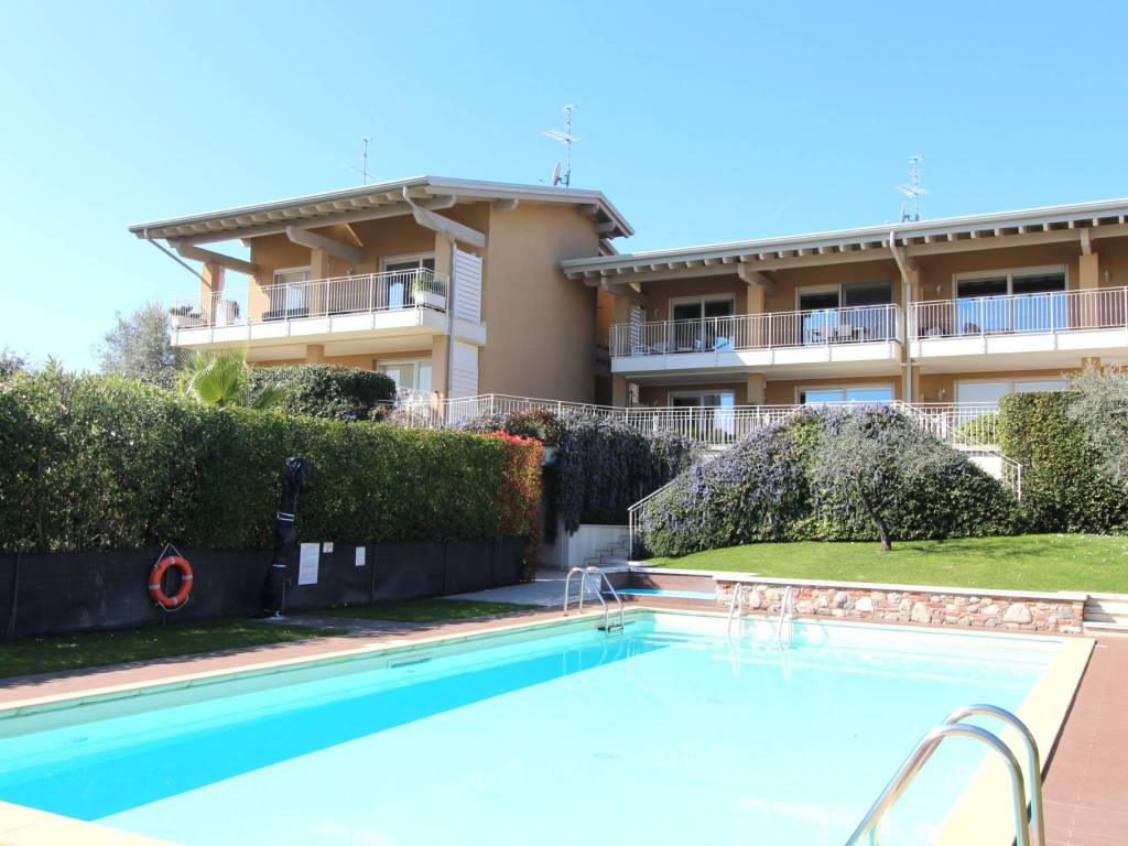 appartamento in vendita a Padenghe sul Garda