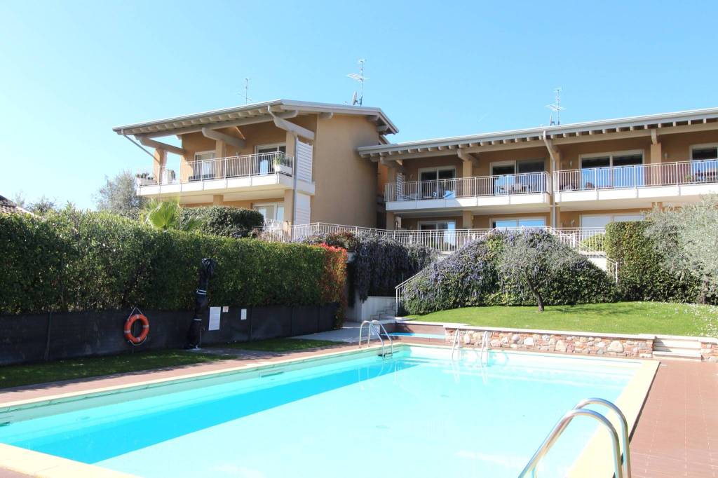 appartamento in vendita a Padenghe sul Garda