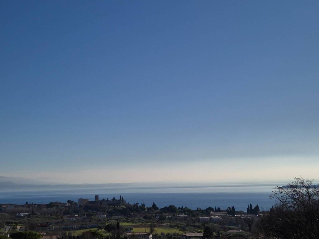 casa indipendente in vendita a Padenghe sul Garda