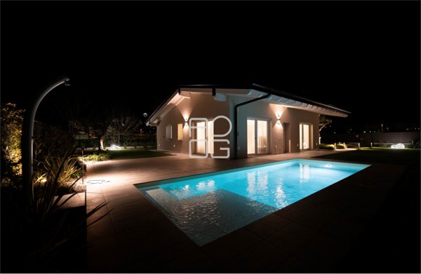 casa indipendente in vendita a Padenghe sul Garda