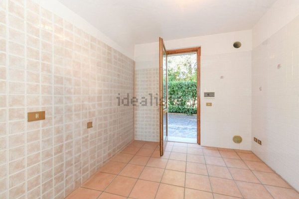 casa indipendente in vendita a Padenghe sul Garda