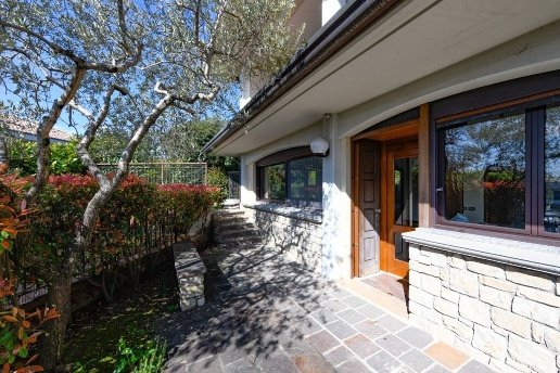 casa indipendente in vendita a Padenghe sul Garda