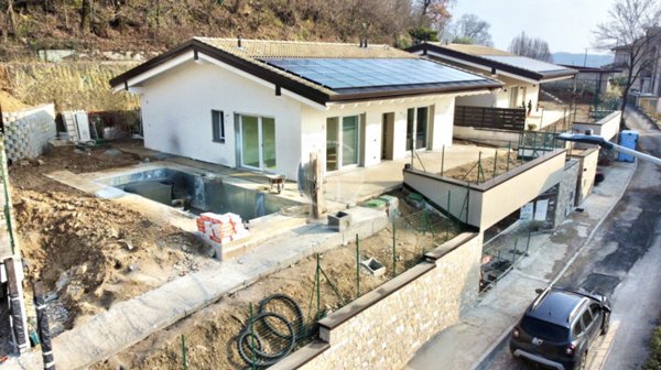 casa indipendente in vendita a Padenghe sul Garda