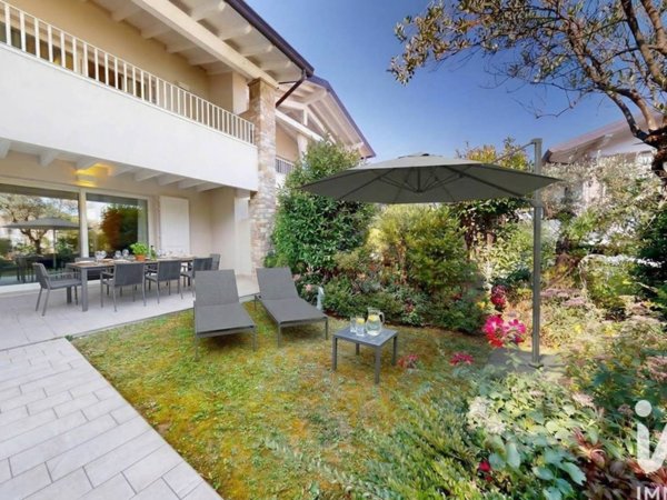 casa indipendente in vendita a Padenghe sul Garda