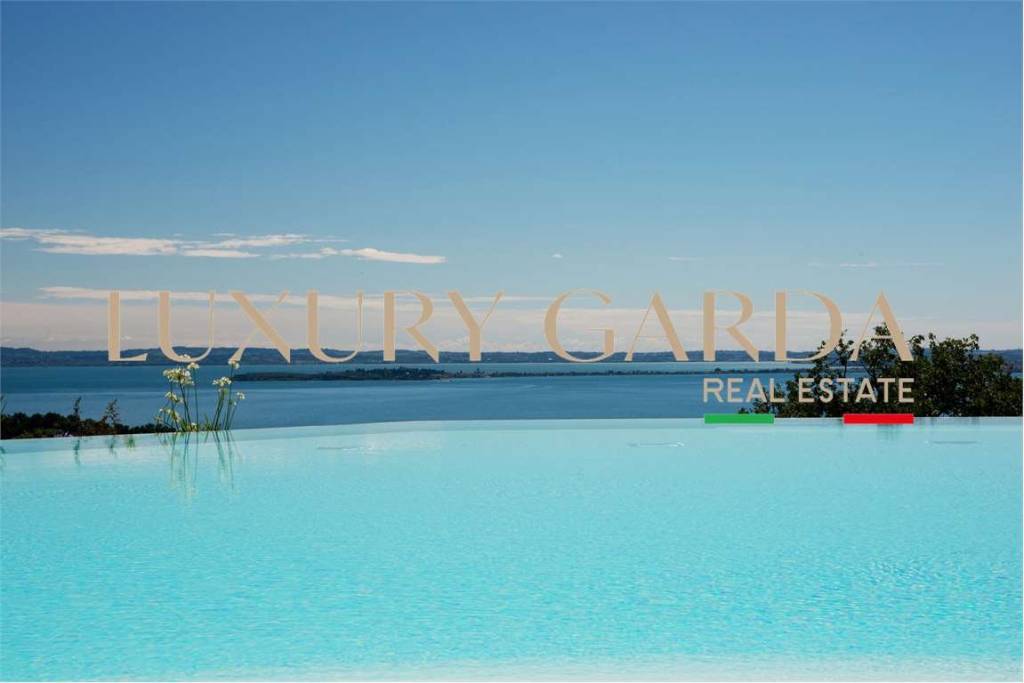 appartamento in vendita a Padenghe sul Garda