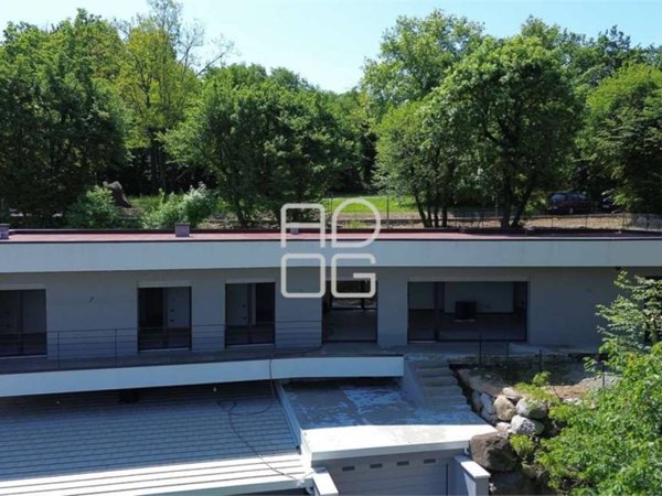casa indipendente in vendita a Padenghe sul Garda