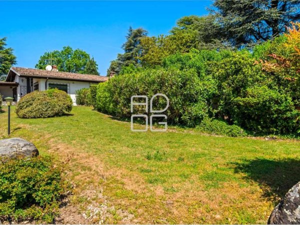 casa indipendente in vendita a Padenghe sul Garda