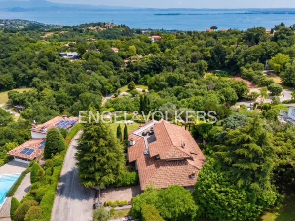 casa indipendente in vendita a Padenghe sul Garda