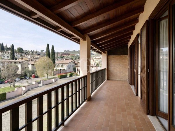 appartamento in vendita a Padenghe sul Garda