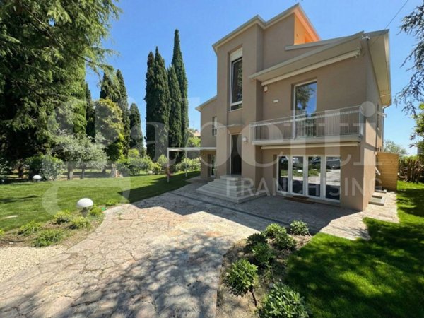appartamento in vendita a Padenghe sul Garda
