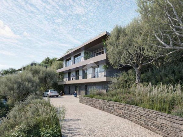 casa indipendente in vendita a Padenghe sul Garda