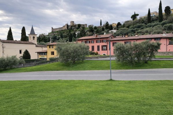 appartamento in vendita a Padenghe sul Garda