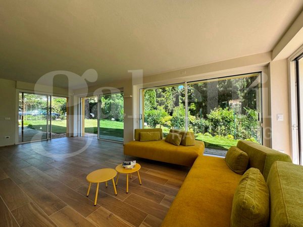 casa indipendente in vendita a Padenghe sul Garda
