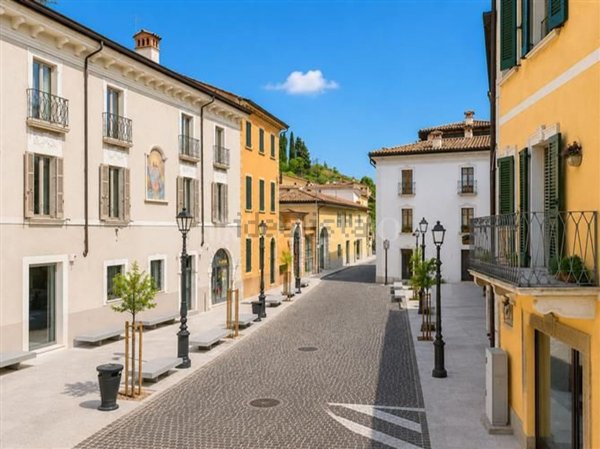 appartamento in vendita a Padenghe sul Garda