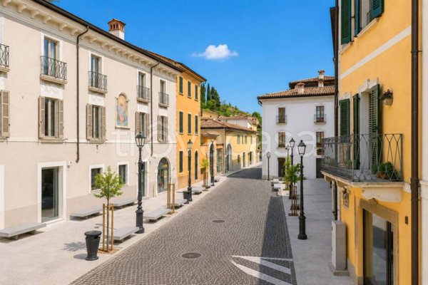 appartamento in vendita a Padenghe sul Garda