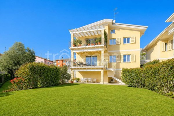casa indipendente in vendita a Padenghe sul Garda