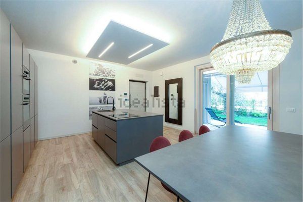 appartamento in vendita a Padenghe sul Garda
