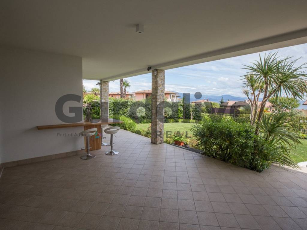 casa indipendente in vendita a Padenghe sul Garda