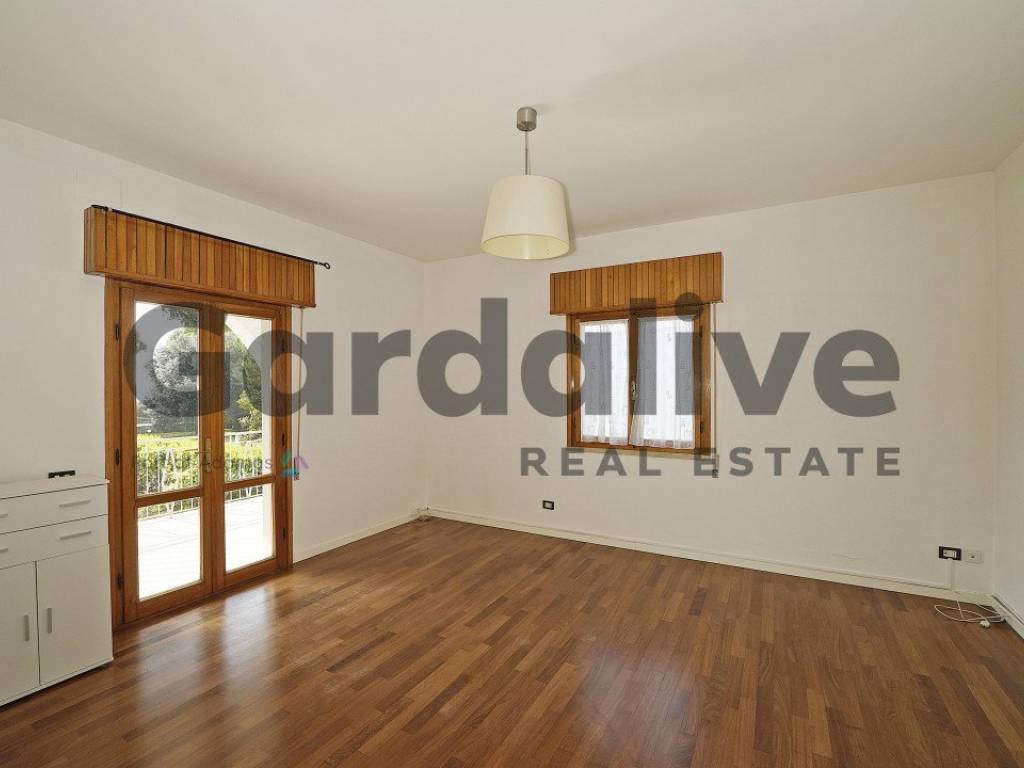 casa indipendente in vendita a Padenghe sul Garda