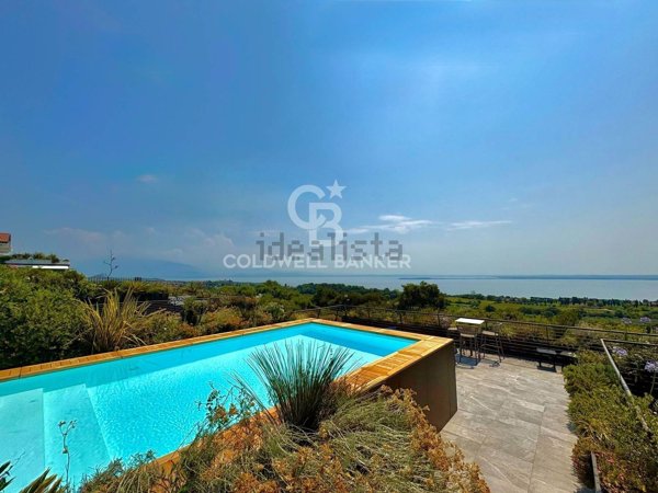 casa indipendente in vendita a Padenghe sul Garda