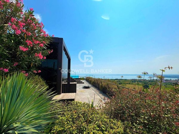 casa indipendente in vendita a Padenghe sul Garda
