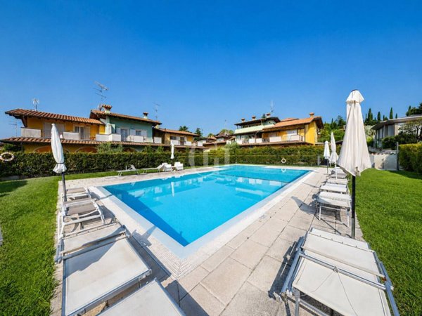casa indipendente in vendita a Padenghe sul Garda