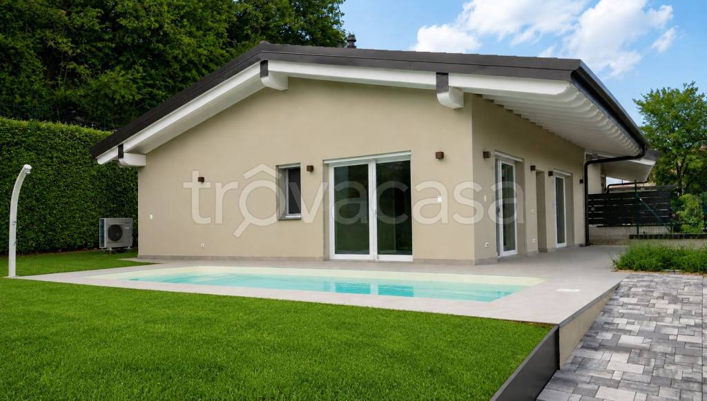 casa indipendente in vendita a Padenghe sul Garda