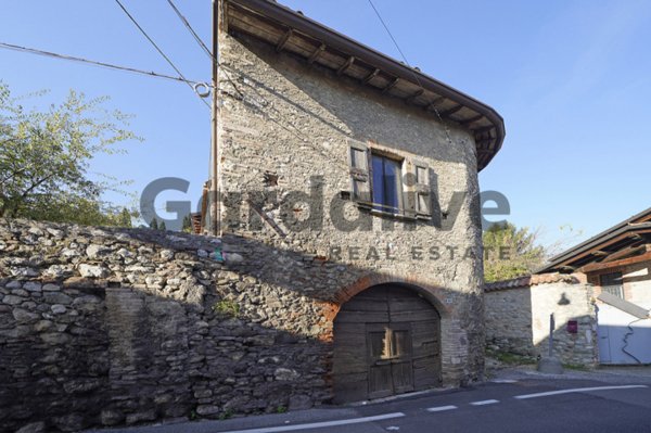 casa indipendente in vendita a Padenghe sul Garda