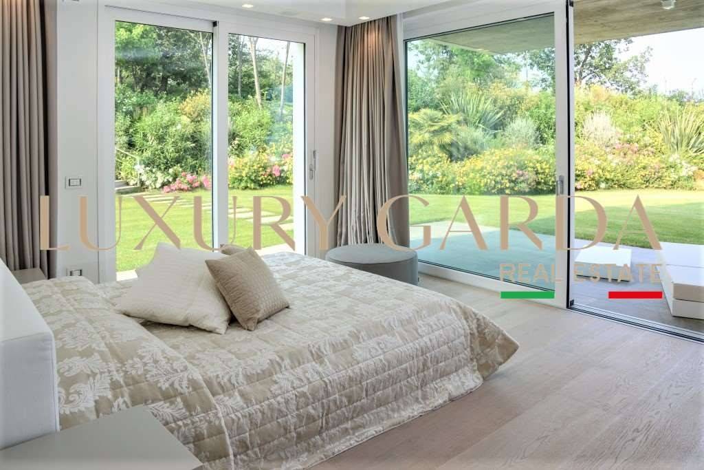 casa indipendente in vendita a Padenghe sul Garda