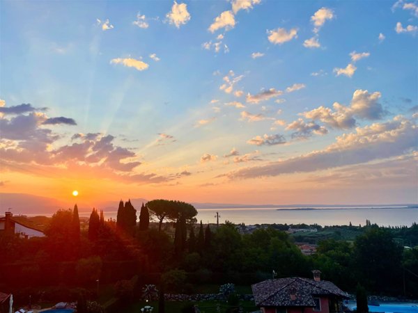 intera palazzina in vendita a Padenghe sul Garda