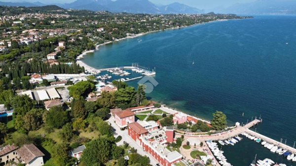 appartamento in vendita a Padenghe sul Garda