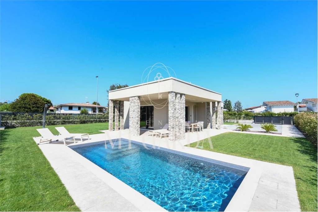 casa indipendente in vendita a Padenghe sul Garda